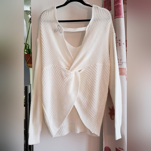 M Open Back Sweater w Knot - Picture 1 of 10